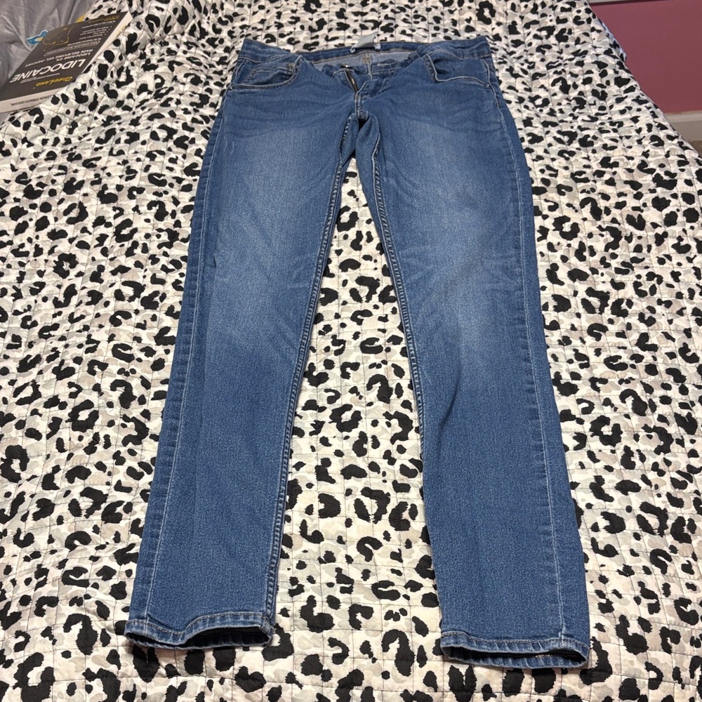 H&M Women's Skinny Jeans in Blue